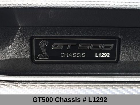 Used 2020 Ford Mustang Shelby GT500 w/ Carbon Fiber Track Pack RWD image 8