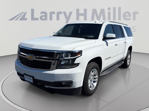 Used 2018 Chevrolet Suburban LT w/ Luxury Package AWD/4WD image 1