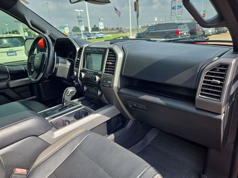 Used 2018 Ford F150 Raptor w/ Equipment Group 802A Luxury AWD/4WD image 20