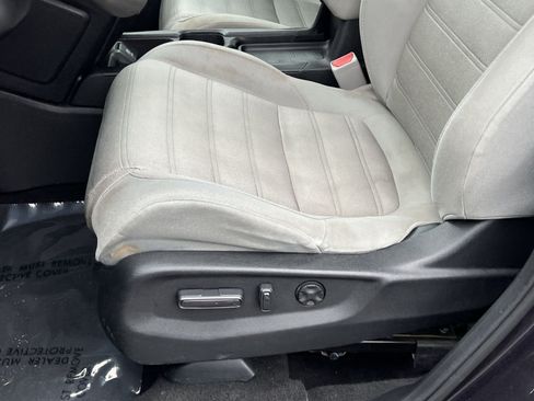 Used 2017 Honda CR-V EX image 15