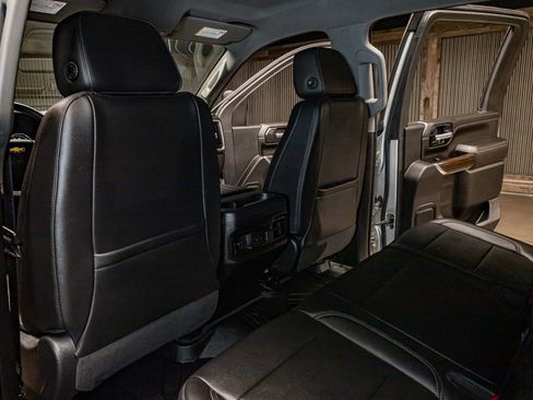 Used 2020 Chevrolet Silverado 3500 LT w/ All Star Edition image 26