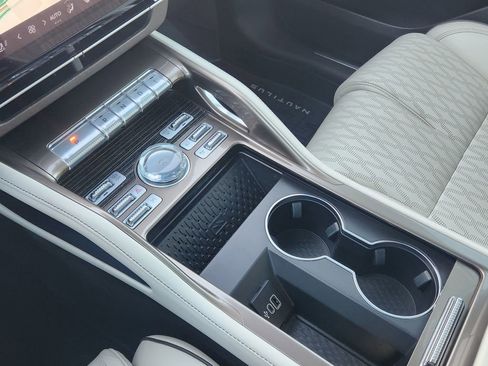 Used 2024 Lincoln Nautilus Black Label w/ Jet Appearance Package (87T) image 27