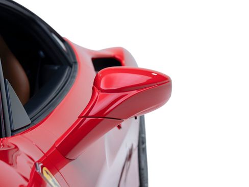 Used 2016 Ferrari 488 GTB RWD image 19