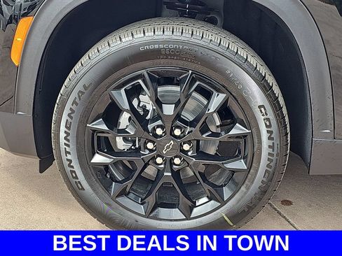 New 2026 Chevrolet Traverse LT w/ Midnight/Sport Edition FWD image 38