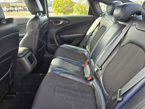 Used 2016 Chrysler 200 S FWD image 17