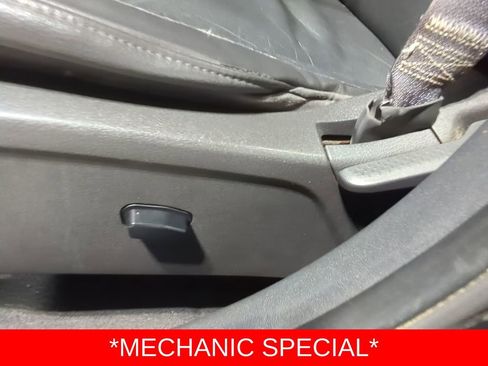 Used 2010 Dodge Journey R/T w/ Navigation & Sound Group I image 24