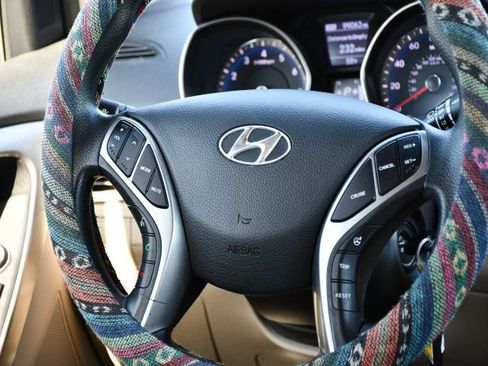 Used 2013 Hyundai Elantra GT FWD image 19