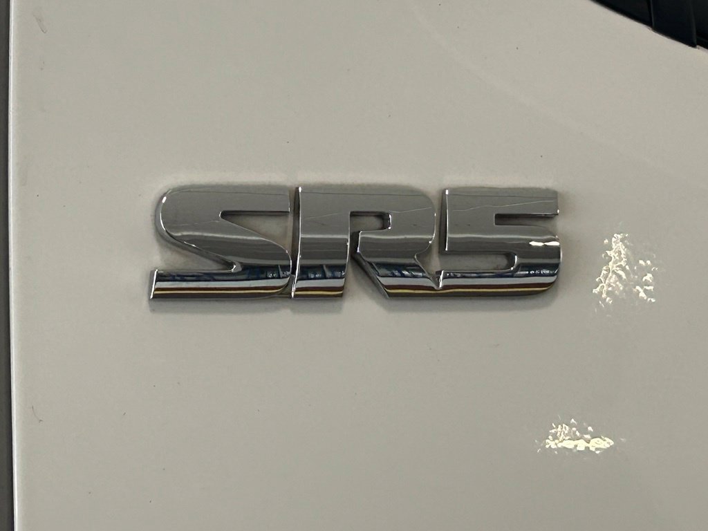 Used 2021 Toyota Tacoma SR5 RWD image 21