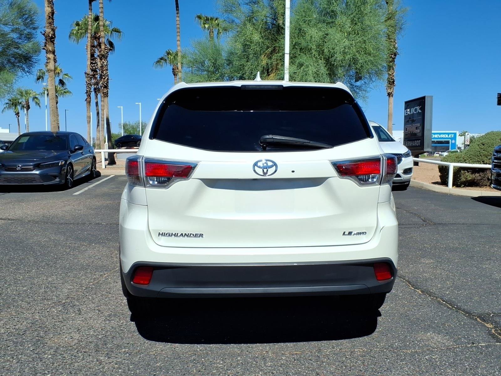 Used 2015 Toyota Highlander Plus AWD/4WD image 6