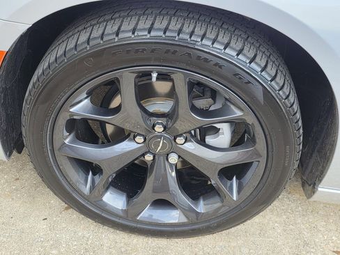 Used 2023 Chrysler 300 Touring L w/ Popular Equipment Group image 33