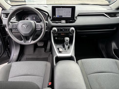 Used 2025 Toyota RAV4 XLE w/ Convenience Package image 13