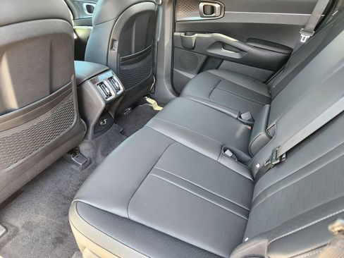 New 2026 Kia Sorento S w/ S Panoramic Sunroof Package FWD image 9