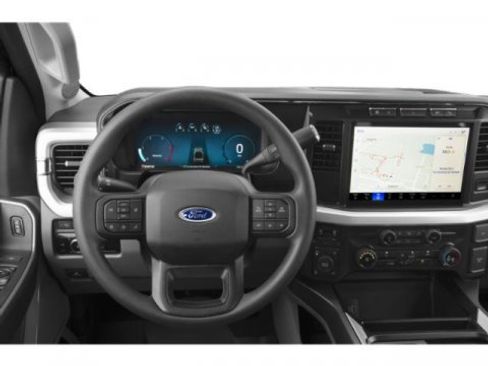 Used 2024 Ford F250 XLT w/ Black Appearance Package AWD/4WD image 7