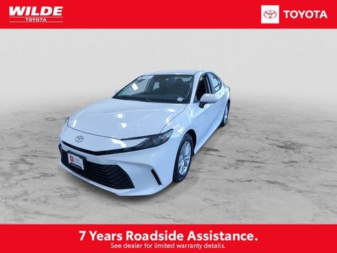 Certified 2026 Toyota Camry LE FWD image 5