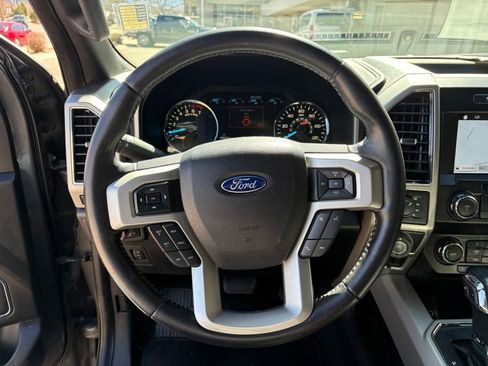 Used 2019 Ford F150 Lariat image 16