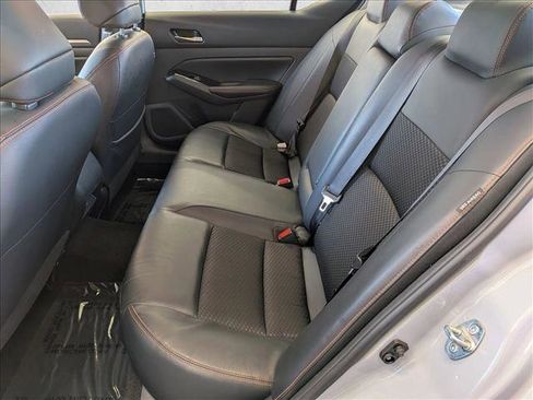 Used 2025 Nissan Altima 2.5 SR FWD image 25