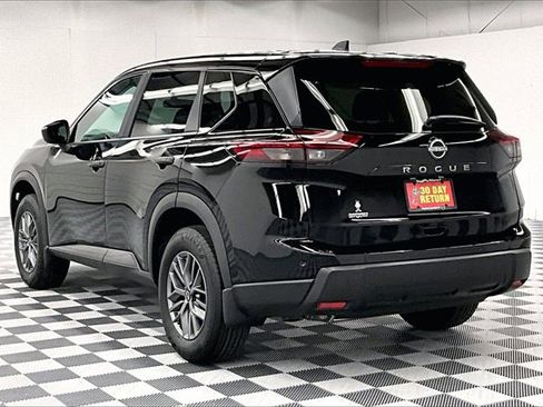 New 2025 Nissan Rogue S image 3