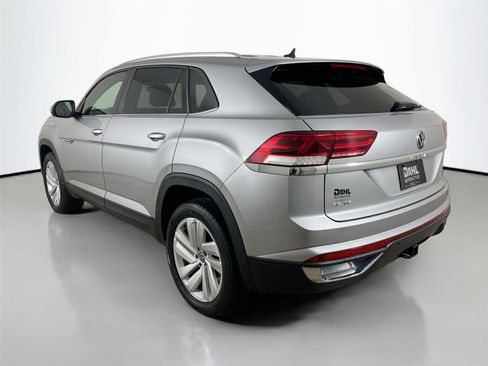 Used 2023 Volkswagen Atlas Cross Sport SE AWD/4WD image 10