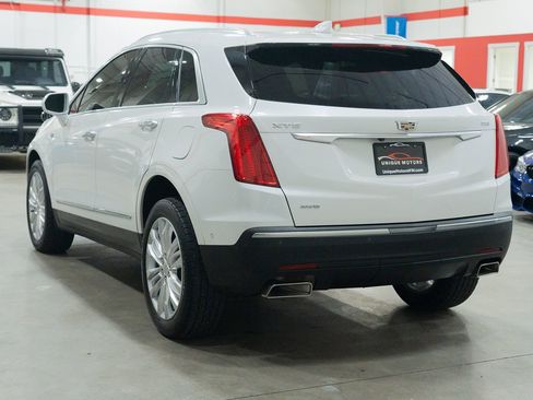 Used 2018 Cadillac XT5 Premium Luxury w/ Driver Assist Package image 4