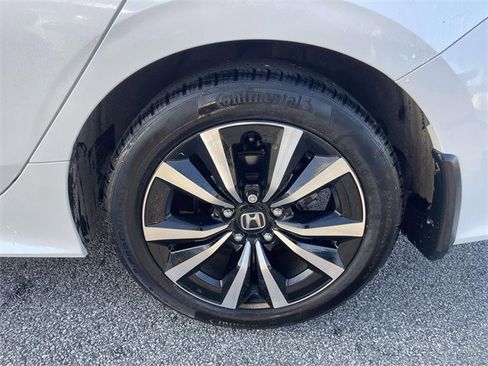 Used 2022 Honda Civic EX image 24