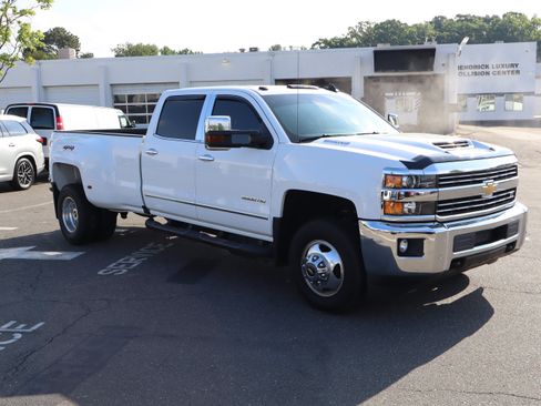 Used 2018 Chevrolet Silverado 3500 LTZ w/ Duramax Plus Package AWD/4WD image 15