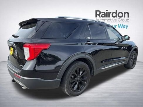 Used 2022 Ford Explorer Limited w/ Equipment Group 301A AWD/4WD image 7
