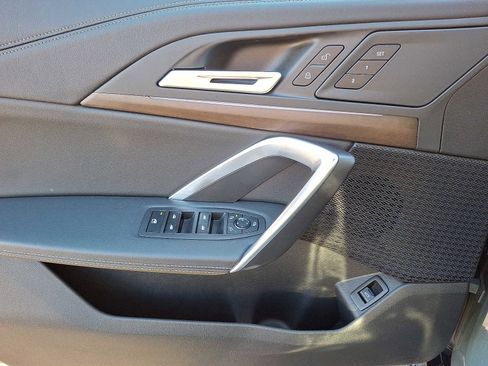 Used 2025 BMW X1 xDrive28i w/ Technology Package image 12