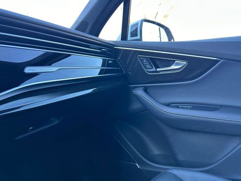 Used 2025 Audi Q7 2.0T Premium Plus w/ Premium Plus Package image 20