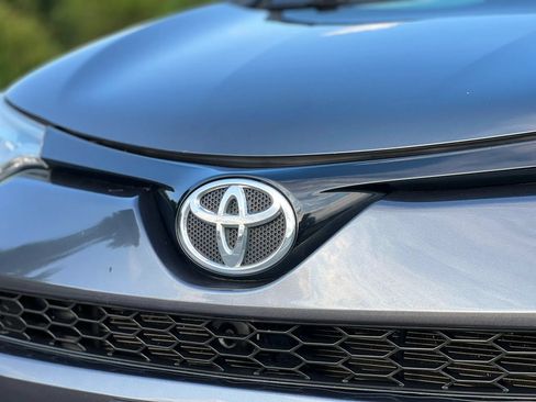 Used 2016 Toyota RAV4 SE AWD/4WD image 9