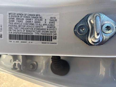 Used 2025 Honda Civic Sport image 33