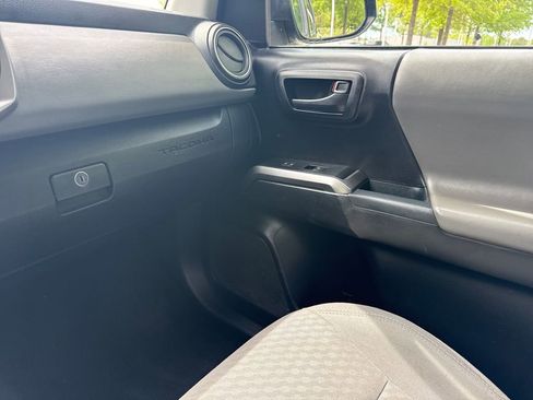 Used 2021 Toyota Tacoma SR5 image 17