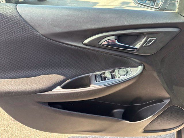 Used 2023 Chevrolet Malibu RS FWD image 18
