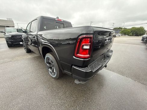 New 2026 RAM 1500 Big Horn AWD/4WD image 3