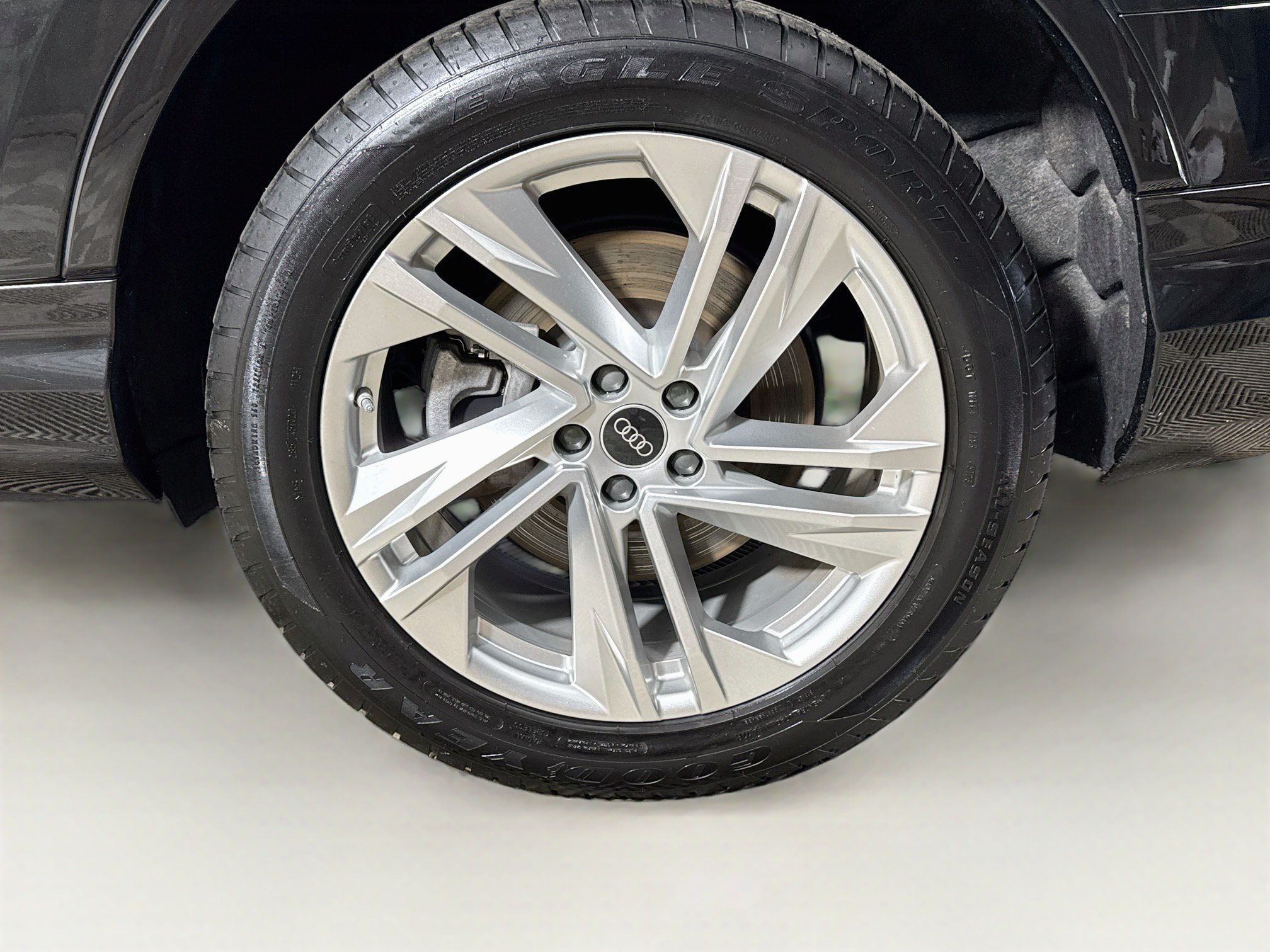 Used 2022 Audi Q7 3.0T Premium Plus AWD/4WD image 34