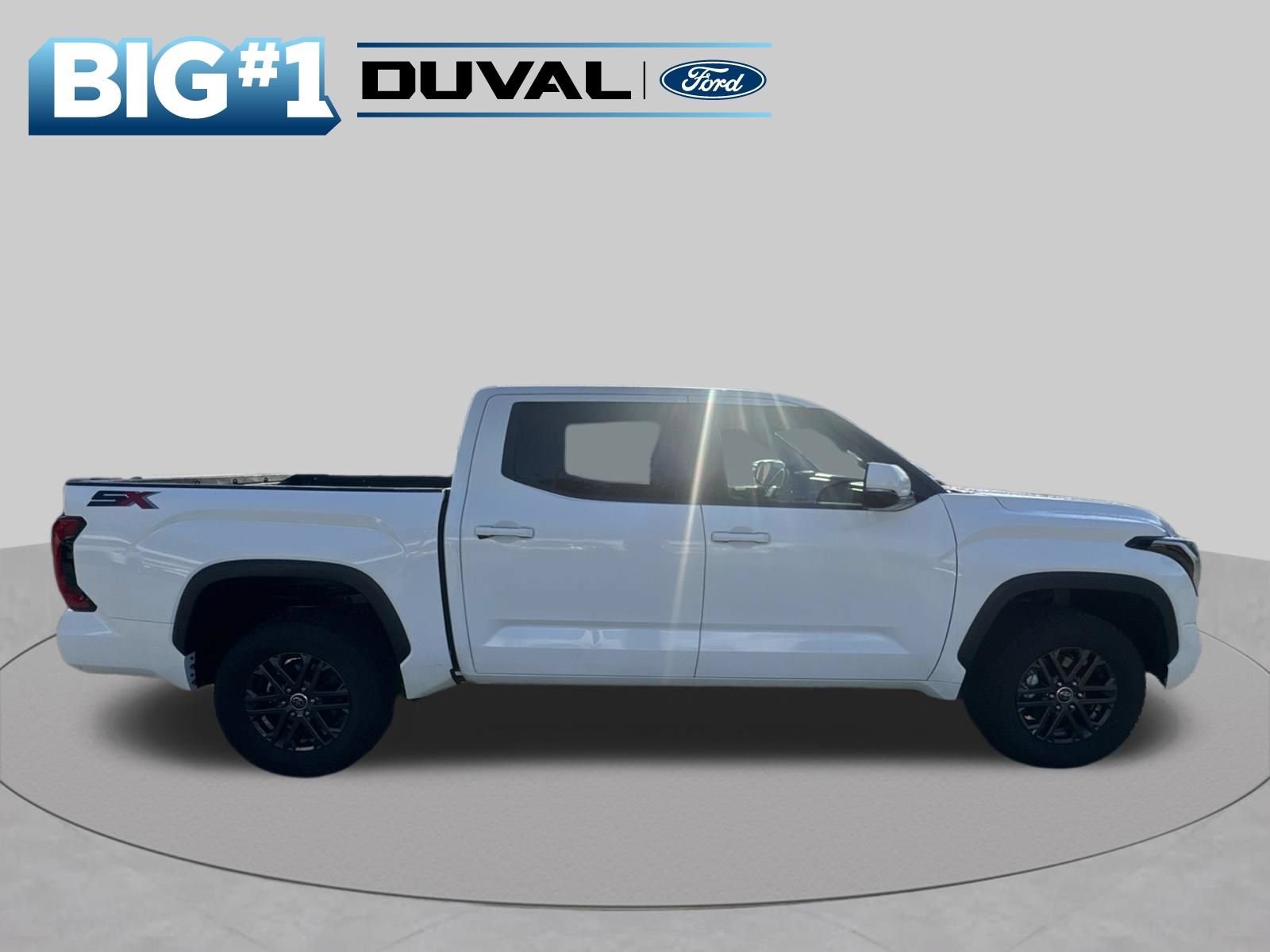 Used 2023 Toyota Tundra SR5 w/ SR5 Convenience Package AWD/4WD image 5
