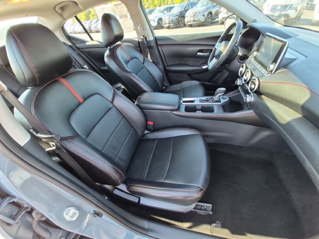 Used 2024 Nissan Sentra SR w/ SR Premium Package FWD image 28