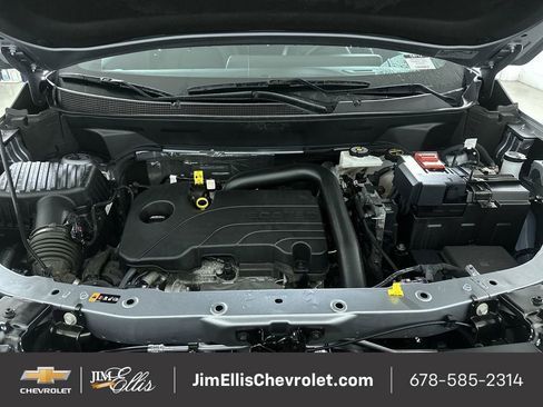 Used 2025 Chevrolet Equinox LT w/ Convenience Package II image 29