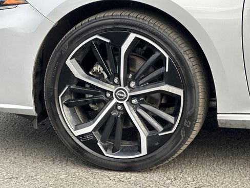 Used 2025 Nissan Altima 2.5 SR image 25