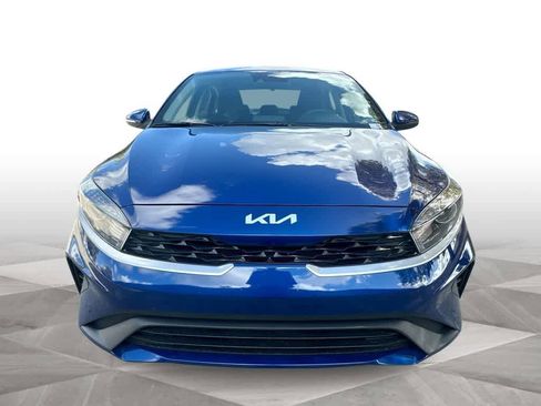 Certified 2023 Kia Forte LXS w/ LXS Technology Package image 3