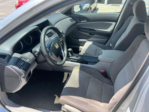 Used 2009 Honda Accord LX image 11