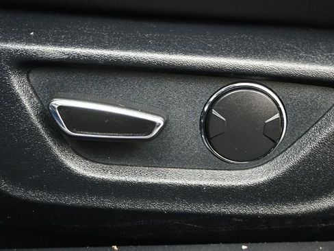 Used 2017 Ford Mustang Premium RWD image 13