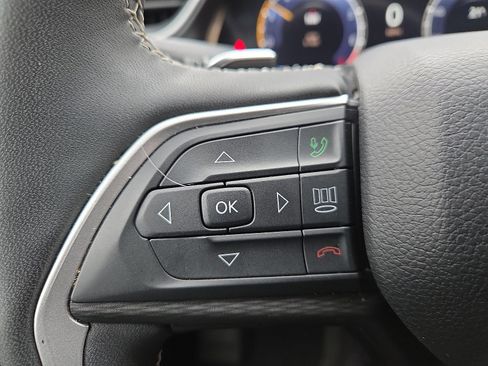 Used 2024 Jeep Grand Cherokee L Altitude image 20