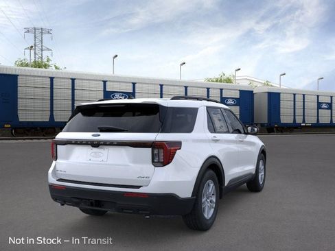 New 2026 Ford Explorer Active image 8