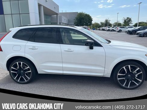 Certified 2024 Volvo XC60 B5 Ultimate w/ Protection Package Premier AWD/4WD image 4
