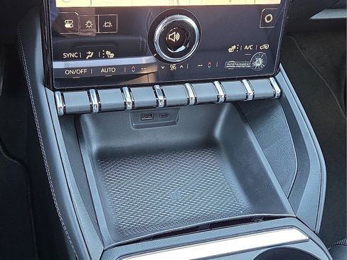 New 2026 GMC Terrain Elevation w/ Elevation Premium Package image 19