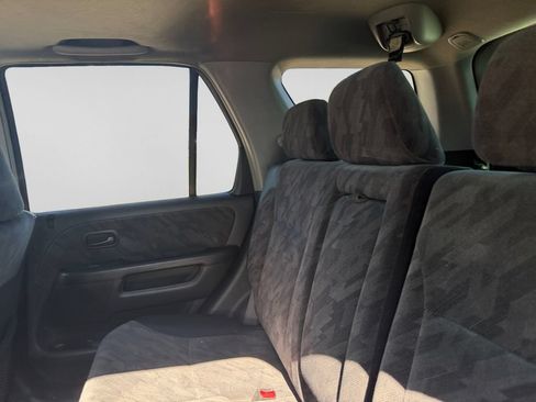 Used 2004 Honda CR-V EX image 31