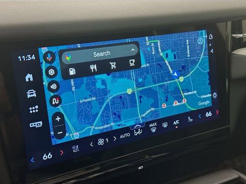 Used 2025 Lincoln Navigator Reserve image 13