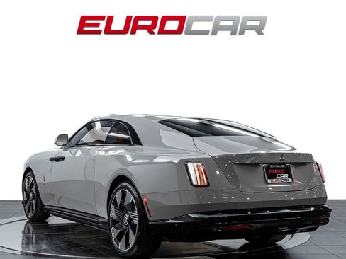 Used 2025 Rolls-Royce Spectre AWD/4WD image 3