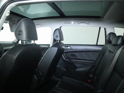 Certified 2022 Volkswagen Tiguan SE AWD/4WD image 15