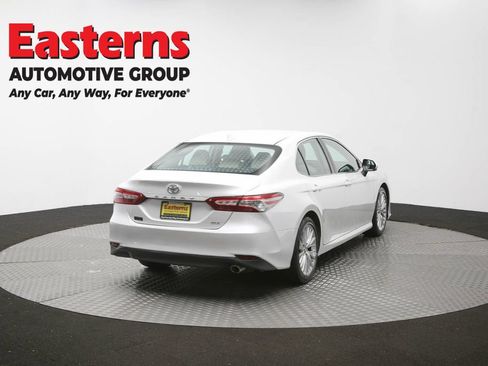 Used 2019 Toyota Camry XLE w/ Carpet Mat Package FWD image 41
